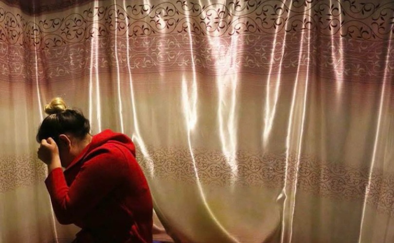 Яшкадах мөрөөрөө яшкад л даа хүүхнүүд минь...